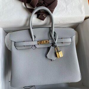 Classic Hermes Bag: A Stylish and Versatile Choice for Elegance
